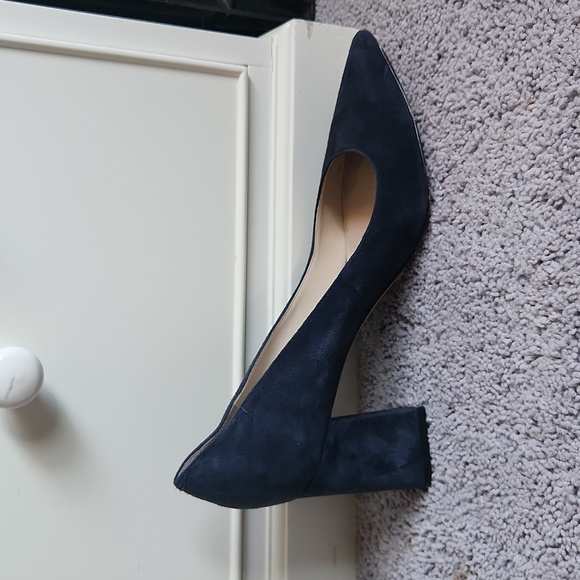 Navy Zala Block Heel Pump Marc Fisher LTD, Size 11 - Picture 5 of 9